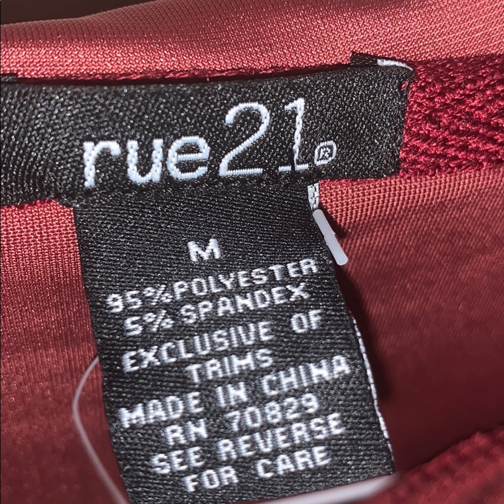 velvet crop top - Picture 2 of 4